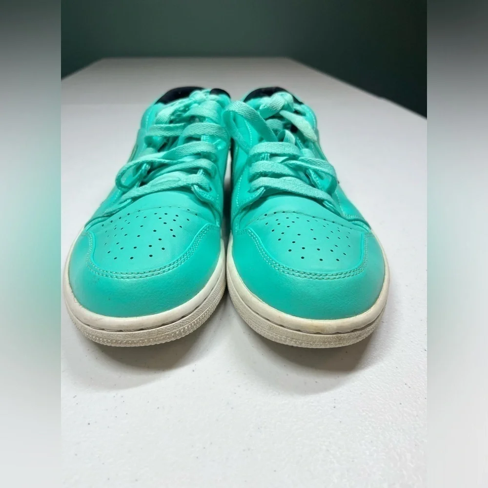 Nike pre owned